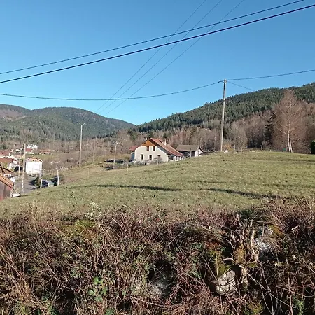 Les Cles De Xoulces Bed and Breakfast