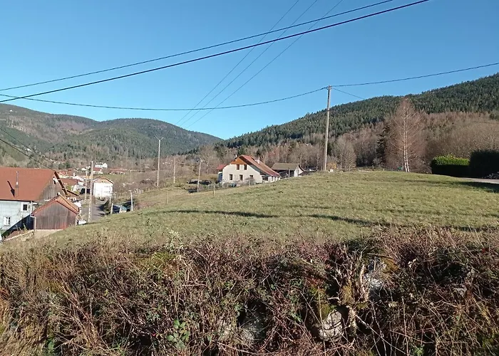 Les Cles De Xoulces Bed & Breakfast