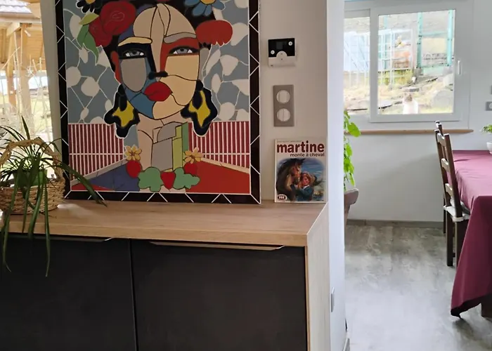 Les Cles De Xoulces Bed & Breakfast *