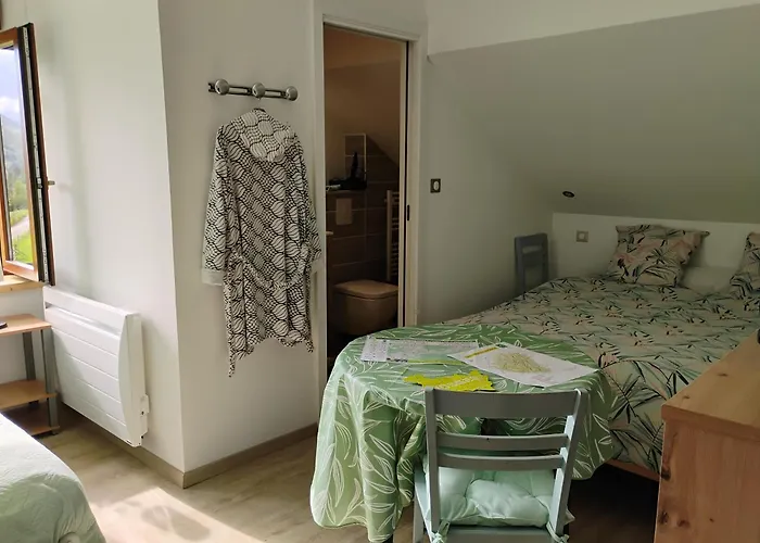 Les Cles De Xoulces Bed & Breakfast